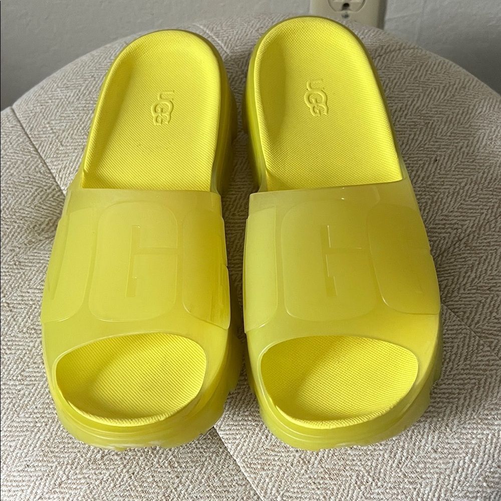 UGG Women's Jella Clear Slipper Vibrant Yellow in Size 9C - Picture 2 of 8